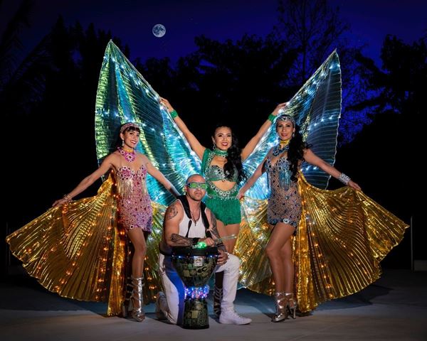 Le Monde Shows - Entertainment Corp.