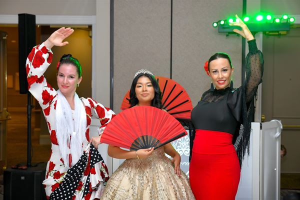 Le Monde Shows - Entertainment Corp.