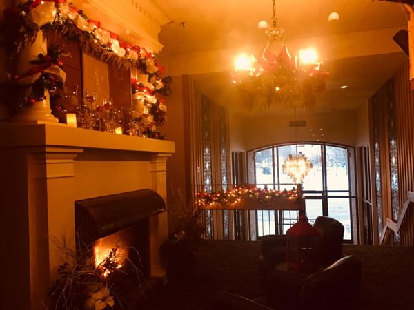 Stearns Hotel Grand Ballroom