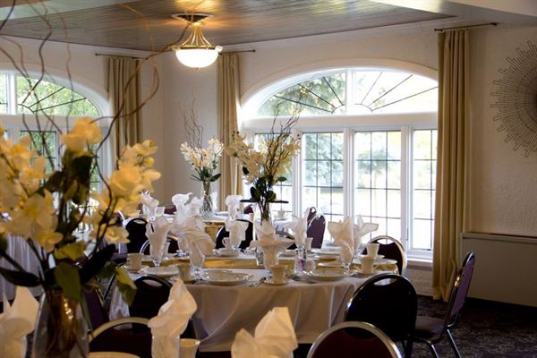 Pine Ridge Country Club