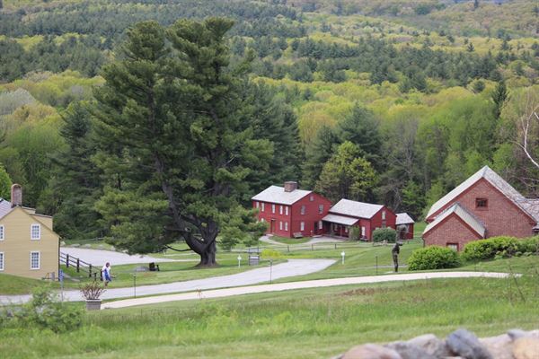 Fruitlands Museum