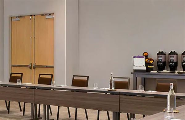 Hilton Garden Inn Grapevine at Silverlake Crossings