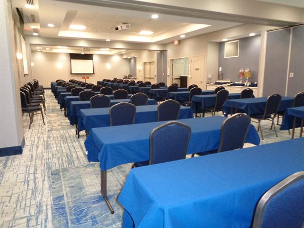 Hilton Garden Inn Myrtle Beach @ Coastal Grand Mall