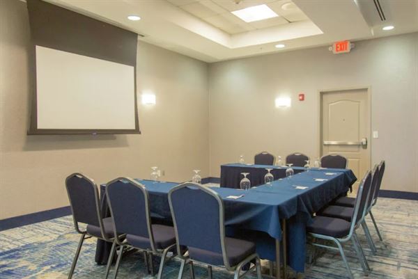 Hilton Garden Inn Myrtle Beach @ Coastal Grand Mall