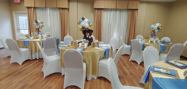 Quality Inn Fayetteville near Historic Downtown Square