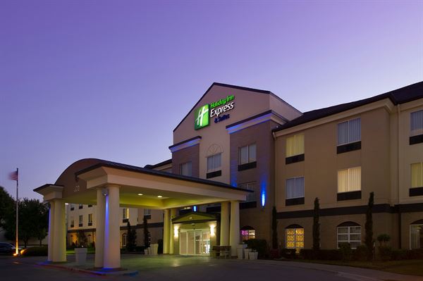 Holiday Inn Express & Suites DFW-Grapevine