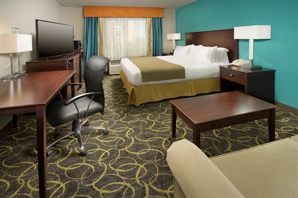 Holiday Inn Express & Suites DFW-Grapevine