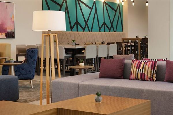 Hilton Garden Inn Grapevine at Silverlake Crossings