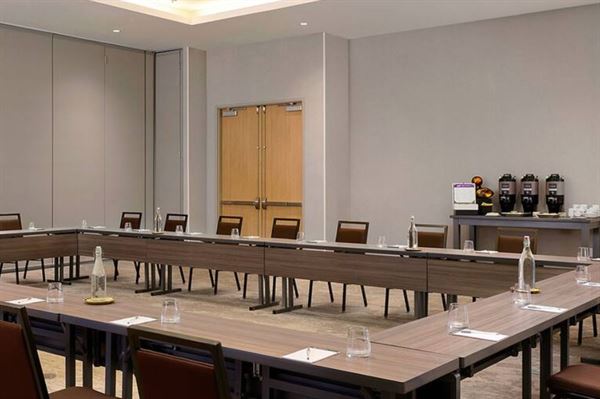 Hilton Garden Inn Grapevine at Silverlake Crossings