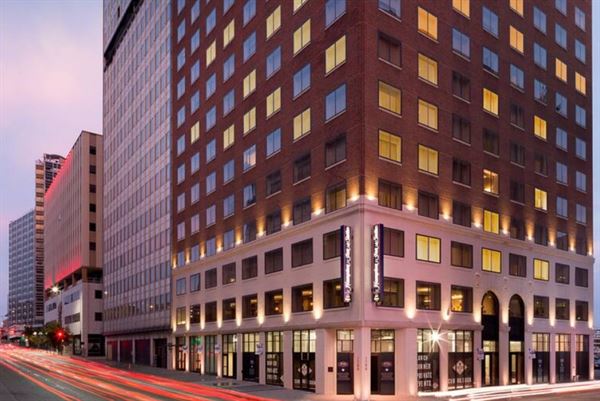 Hampton Inn & Suites Dallas Downtown