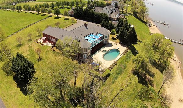 Weddings At A Waterfront Estate Outstanding Value