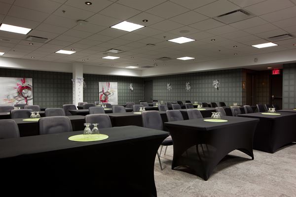 Aloft Calgary University