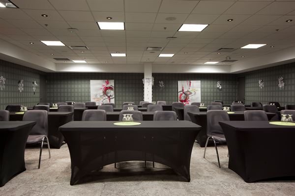 Aloft Calgary University