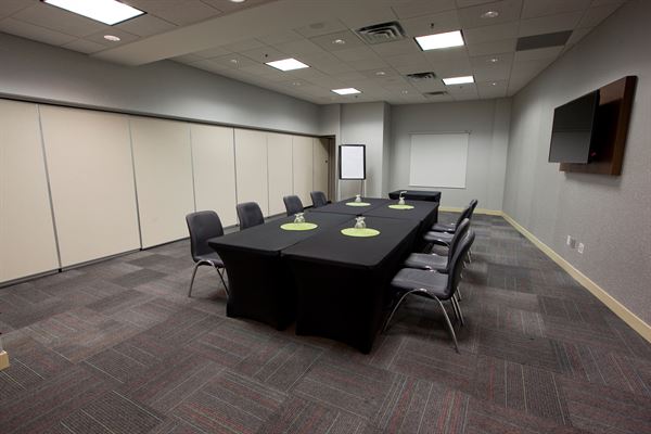 Aloft Calgary University