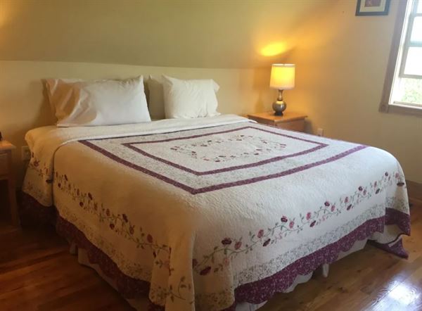 Victorian Candle Bed and Breakfast