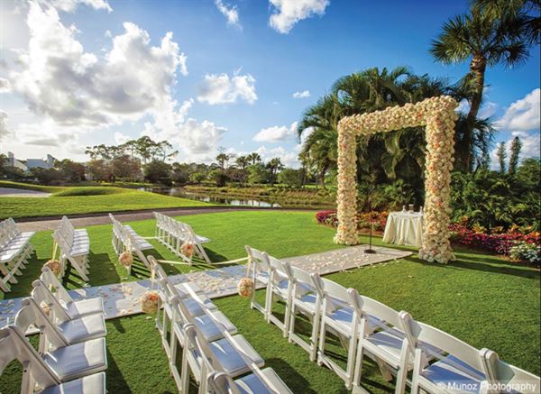 Breakers West Country Club