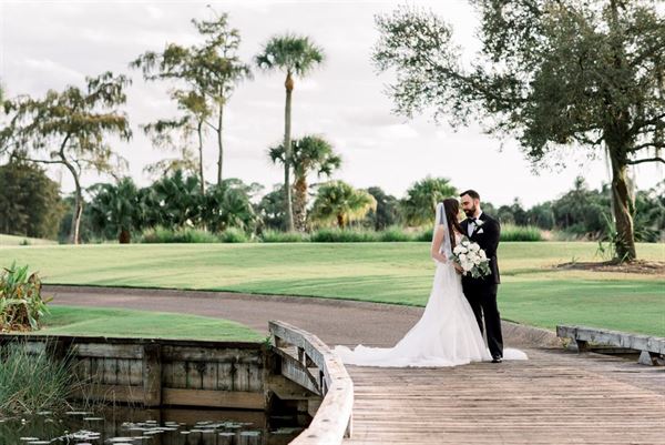 Breakers West Country Club