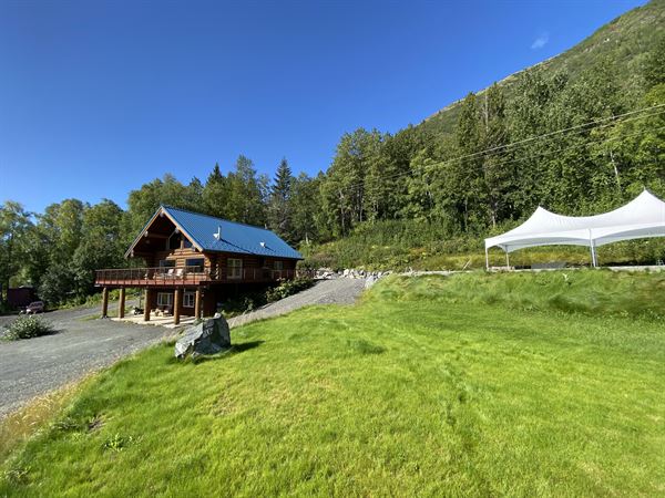 Turnagain View Lodge