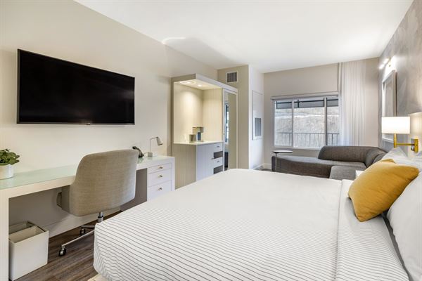 Cambri Hotel Calabasas