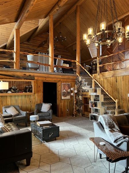 Alaska Adventure Lodge