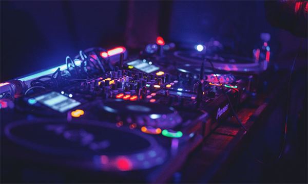 Quality DJ Services Inc.