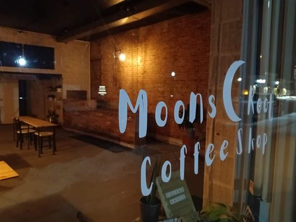 Moons Root Coffee Shop