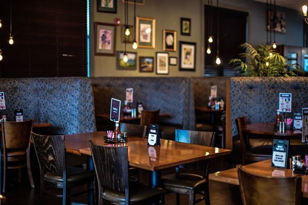 Garlic Restaurant + Bar