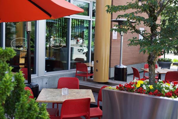 Browns Socialhouse - Lynn Valley