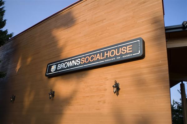 Browns Socialhouse - Lynn Valley