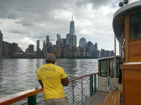 DJ Battle Professional DJ Service