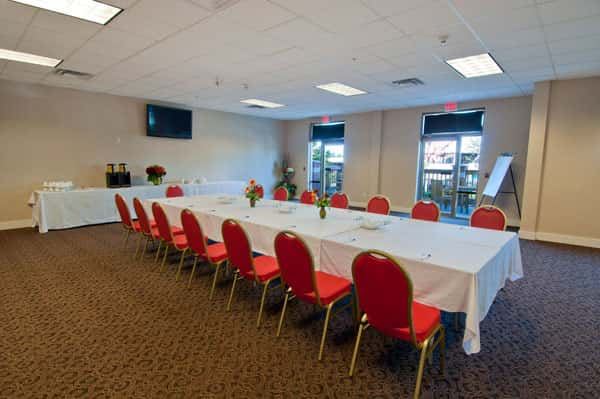 Comfort Inn & Suites Surrey