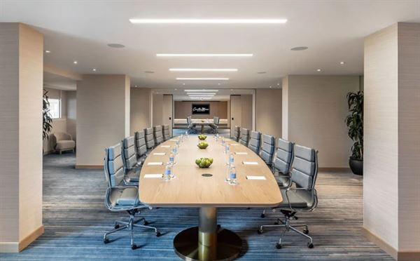 Carillon Miami Beach