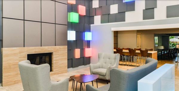 Best Western Plus - Meridian Inn & Suites, Anaheim-Orange