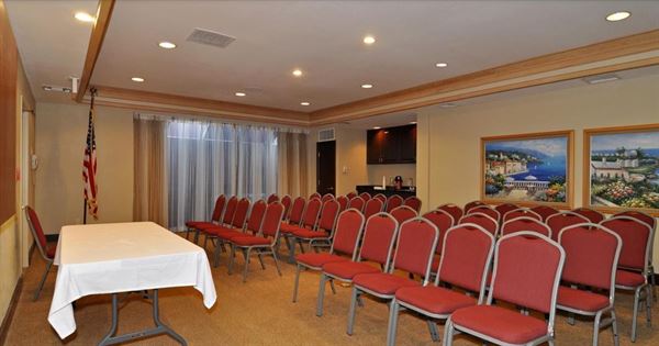 Best Western Plus - Meridian Inn & Suites, Anaheim-Orange