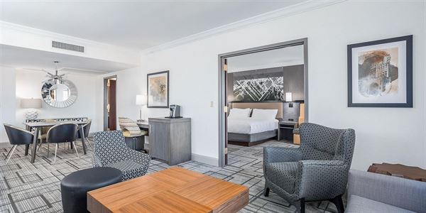 Holiday Inn Lafayette-City Centre