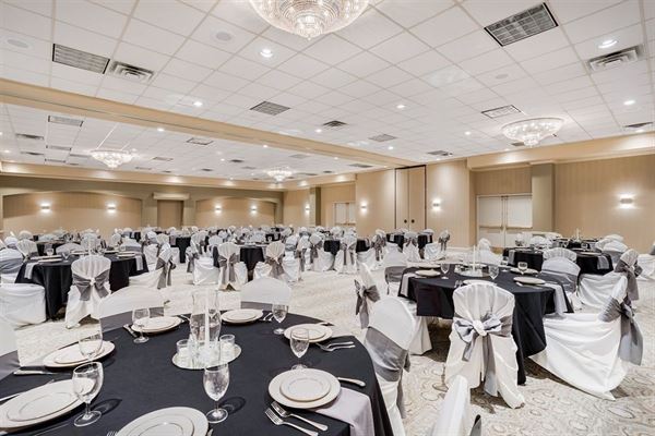 Holiday Inn Lafayette-City Centre