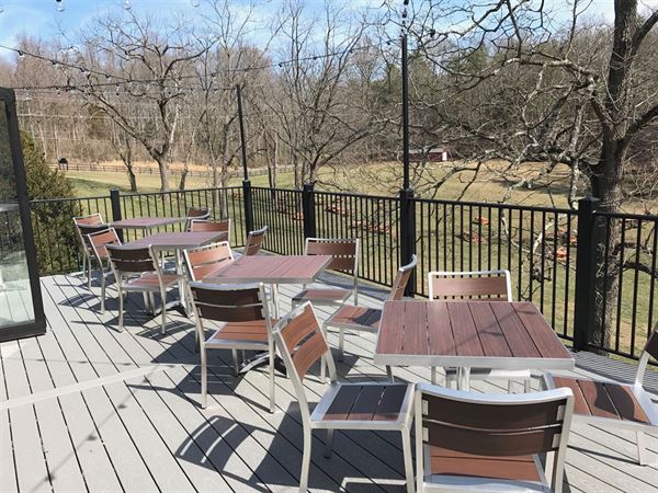 Paradise Springs Winery