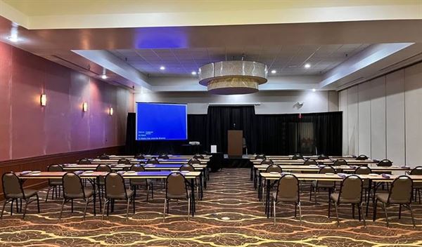 Holiday Inn Louisville East - Hurstbourne