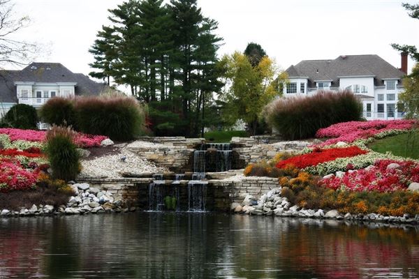 Lakes Golf and Country Club