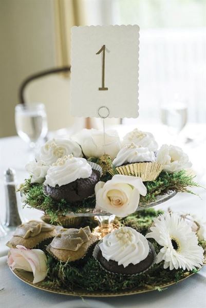 Laurel Lane Country Club