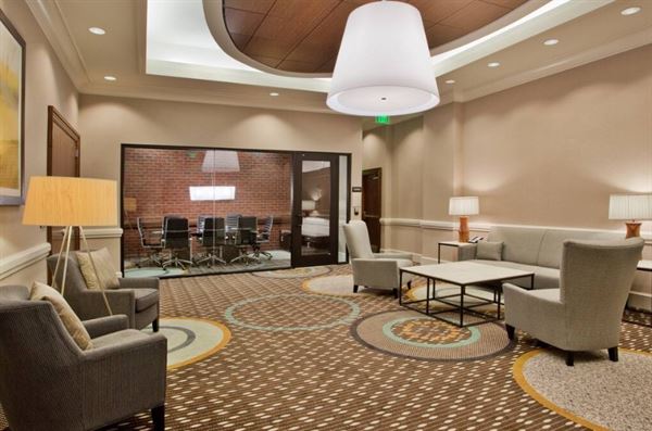 Hampton Inn & Suites Chapel Hill-Carrboro/Downtown