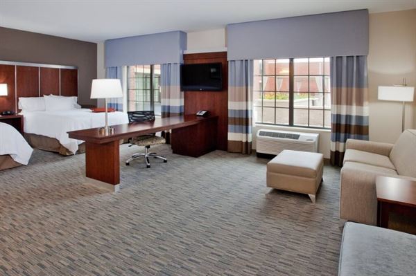 Hampton Inn & Suites Chapel Hill-Carrboro/Downtown