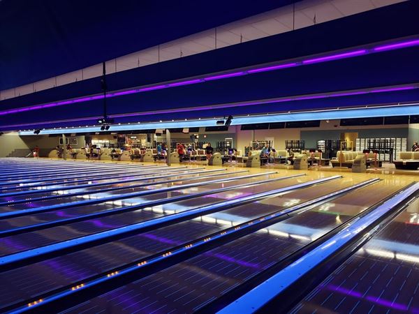 Kingpin Lanes