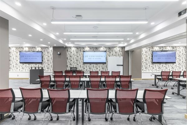 Jay Conference 5th Avenue