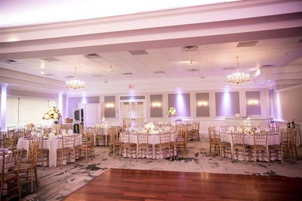 Brooklake Country Club