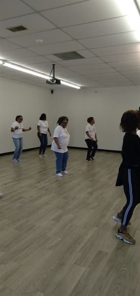 Dancing Without Limits,LLC