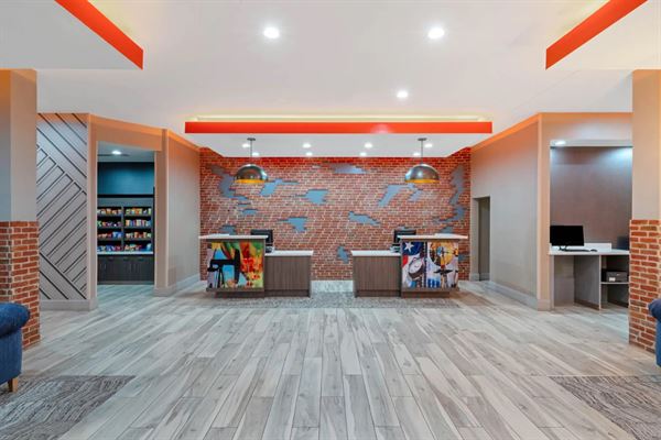 Four Points by Sheraton Plano