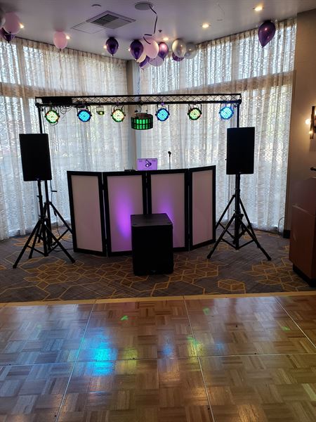 DJ REN Entertainment