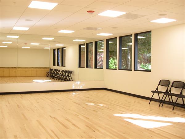 Arrillaga Family Recreation Center