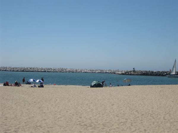 Beach Weddings Ceremonies at Ventura Harbor Village